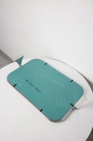 Противоосколочное укрепляющие покрытие на на оборотной стороне зеркала настенного поворотного для инвалидов