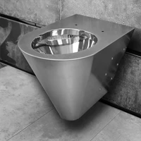 Подвесной унитаз для инвалидов с креплением к стене