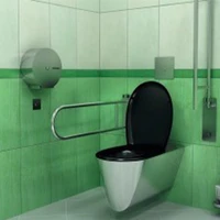 Унитаз для инвалидов с креплением к стене